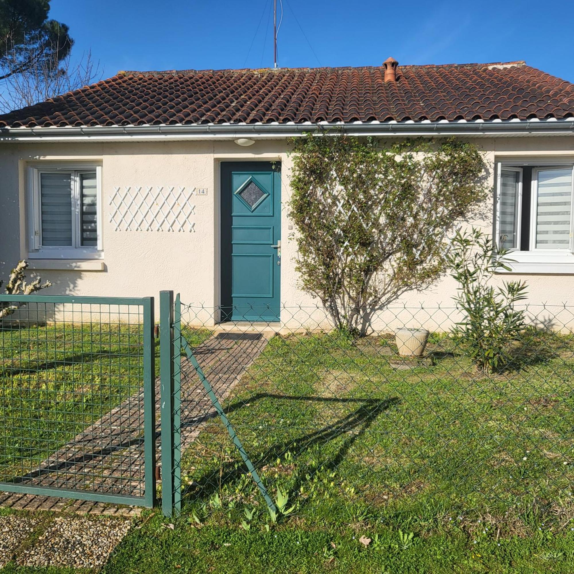 Maison De Vacances En Perigord Noir Le Buisson-de-Cadouin Exterior photo